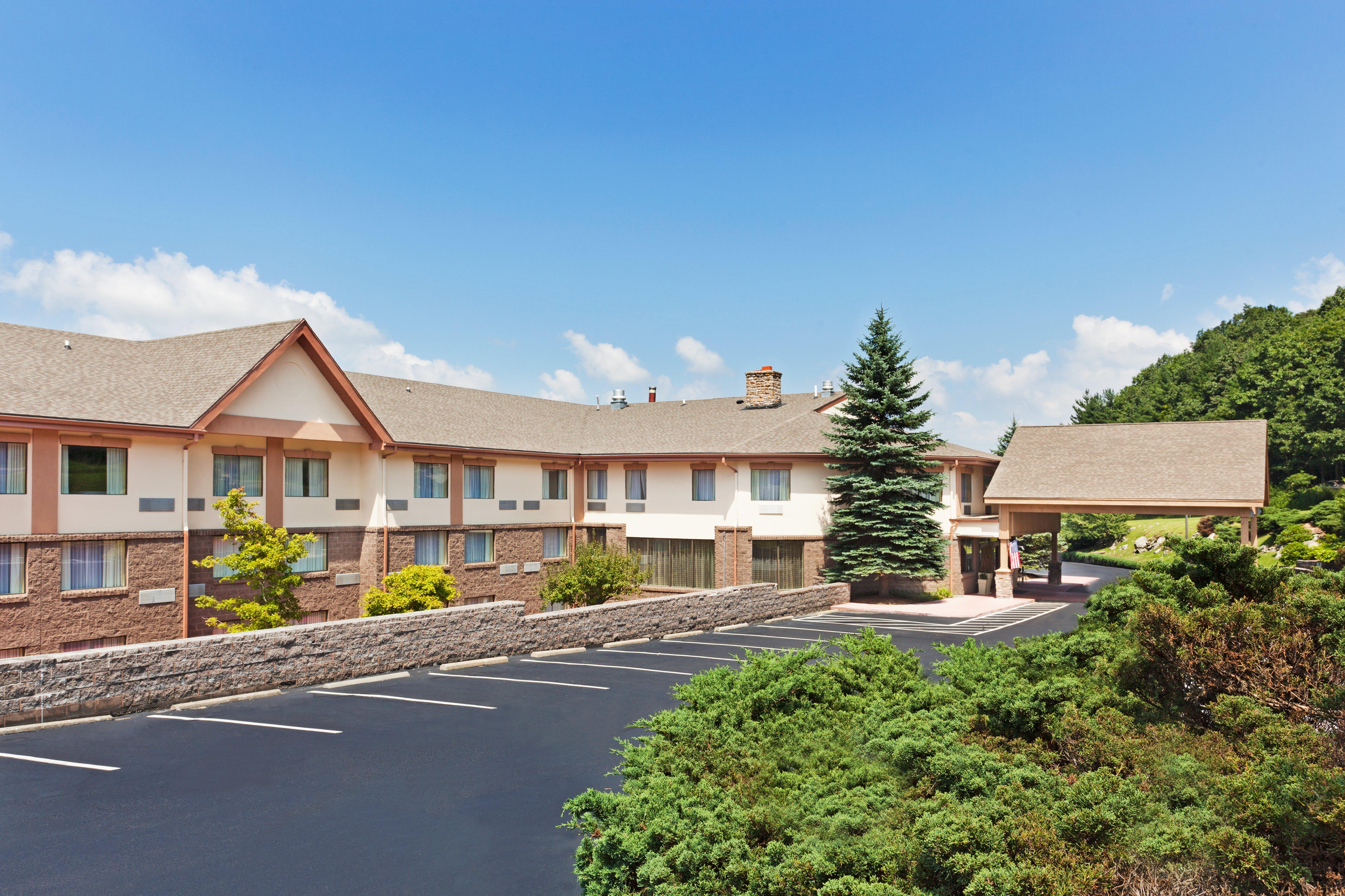 Holiday Inn Express Blowing Rock South, An Ihg Hotel Exterior photo